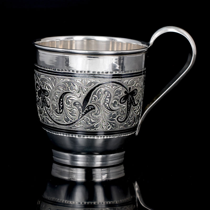 Серебряная кружка «Краса» 875 пробы (арт. 8750136(30))