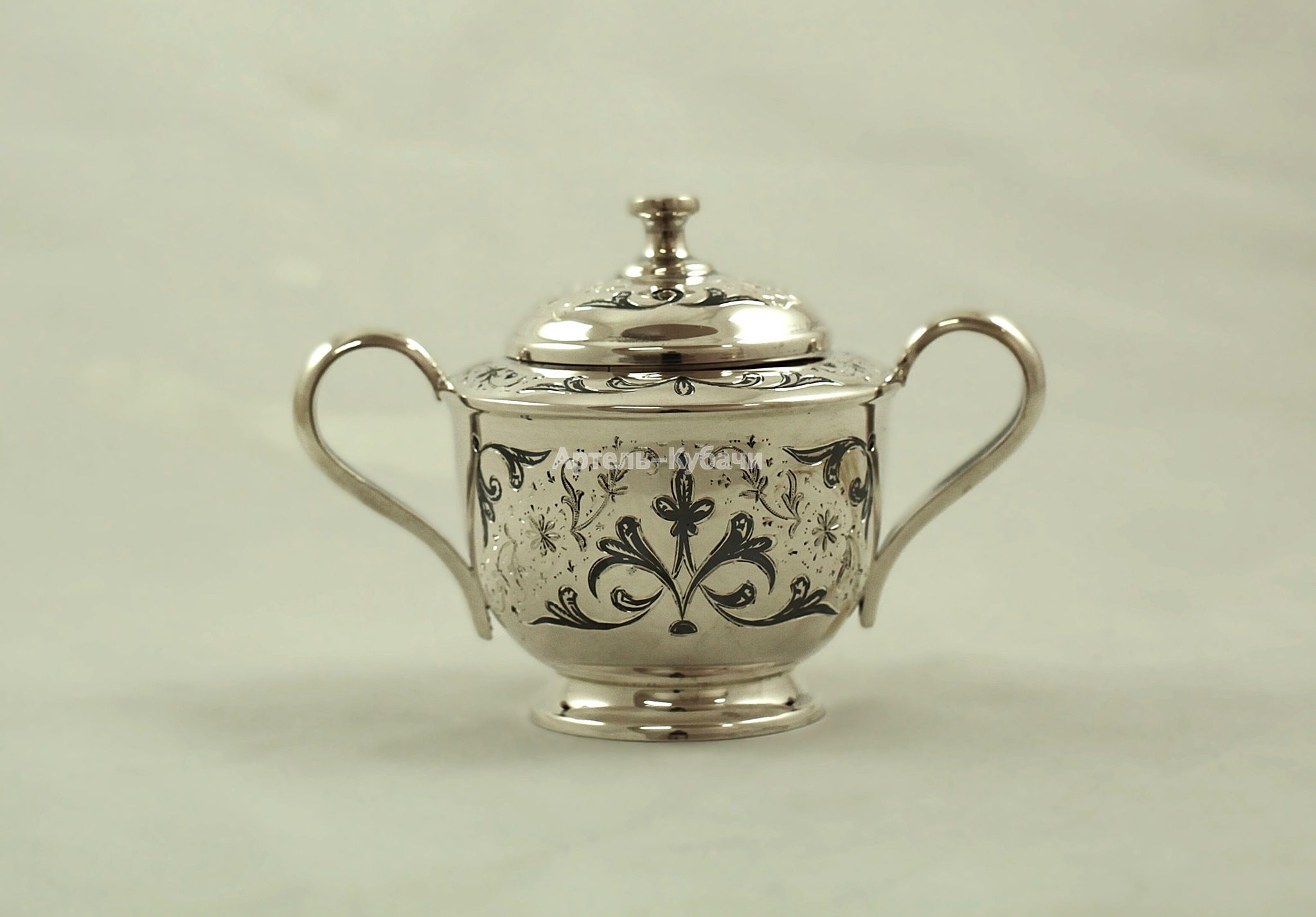 Серебряная сахарница с ручками — 1
